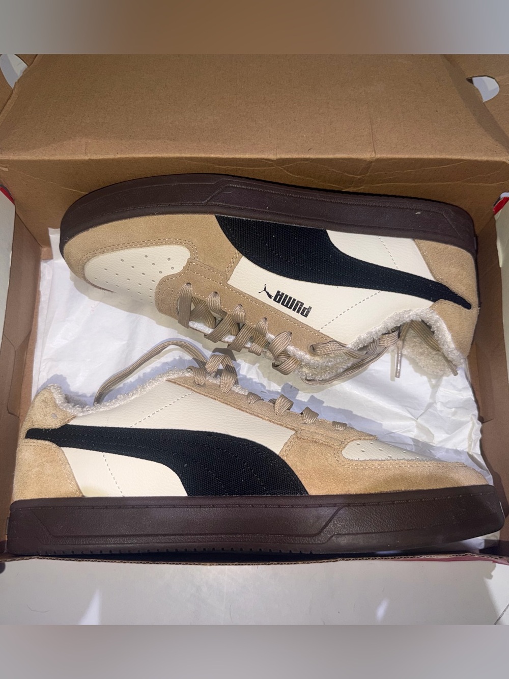 Puma Men’s Cream, Beige & Black Low-Top Sneakers
